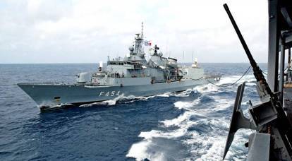 Ein Schritt vom Krieg entfernt: Eine griechische Fregatte machte einen Großteil auf einem türkischen Schiff