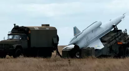Oekraïense UAV-aanvallen vereisen de oprichting van een continu luchtverdedigingssysteem boven Rusland