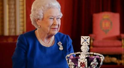 A Rainha Elizabeth II perguntou aos militares se "eles caçam russos"
