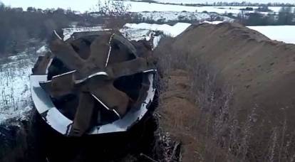Украина укрепляет границу: в Сумской области начали рыть траншеи и рвы