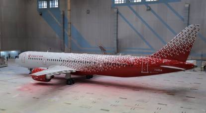 El primer avión MS-21 se pintó con los colores de Rossiya Airlines