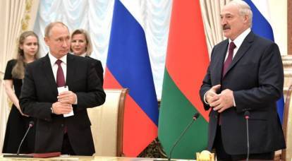 Зачем Лукашенко вмешался в конфликт между «партией мира» и «партией войны»