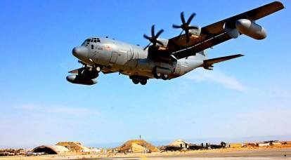 "우리 EC-130은 단순히 꺼졌습니다": 미국은 시리아에서 전자 공격을 발표했습니다.