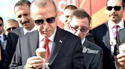FT: Poutine a été le premier à révéler la vulnérabilité d'Erdogan
