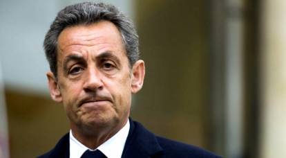 Yeni tanık Sarkozy'ye Kaddafi'ye cevap verecek