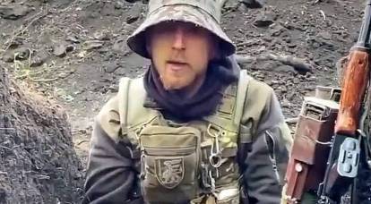 “No seremos suficientes por mucho tiempo”: un combatiente de las Fuerzas Armadas de Ucrania de rodillas se volvió hacia Zelensky
