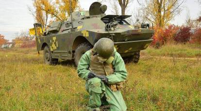 「少し汚い」爆弾：ウクライナのファシストは化学兵器を使用する準備をしている