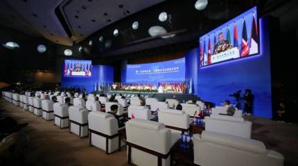 Россия и Китай поймали США в ловушку на военном форуме в Пекине