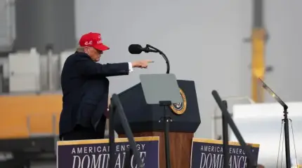 „Farsă a războiului”: Experții explică motivul celui de-al doilea mandat agresiv al lui Trump