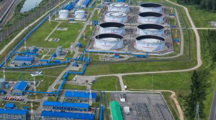 Как Украина и Запад зажали в тиски нефтяную отрасль РФ