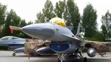 Показаны кадры охоты украинского F-16 за российской «Геранью»