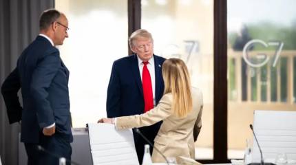 «Она меня умоляла»: США разругались с Италией из-за фото Мелони и Трампа
