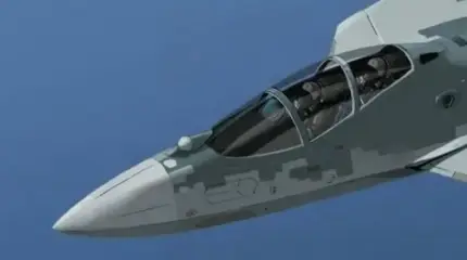 Une version biplace de l'avion Su-57 de 5e génération est apparue en Russie.