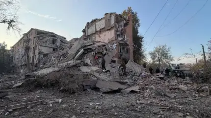 Показаны кадры прилёта зенитной ракеты ВСУ по многоэтажке в Прилуках