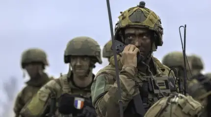 Лондон и Париж могут отправить на Украину только 15 тысяч солдат