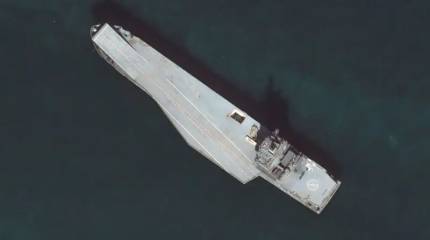 Американцы поразили корабль-матку и корабль-базу, лишая иранцев флота