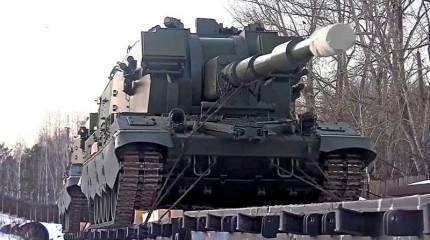 Defense Express: На границу с Украиной Россия перебрасывает самые мощные САУ