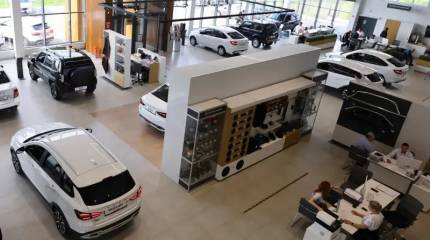 Российский автопром идет ко дну, выпуск машин рухнул на 20%