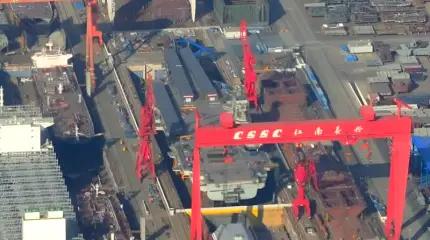 现代航空母舰的作用是否会简化为执行“警务”任务？