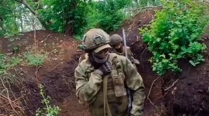150 российских солдат отбивают атаки двух тысяч боевиков на Покровском направлении