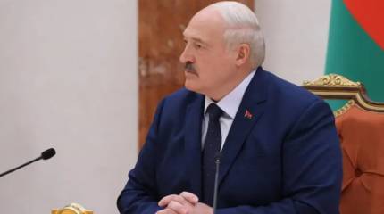 Лукашенко призвал страны СНГ держаться вместе и не отдаляться от России