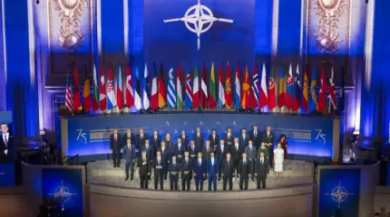 Встреча в Гааге: саммит НАТО, чреватый скандалом