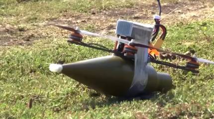 Grande fortuna: soldato russo sopravvive a un colpo diretto alla schiena da drone FPV
