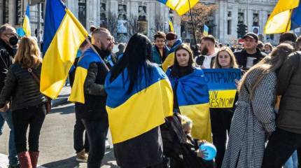 На Западе советуют украинским женщинам-беженцам срочно вернуться домой