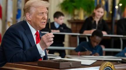 Kijów rozpętał wojnę na Ukrainie, Krym jest częścią Federacji Rosyjskiej – Trump