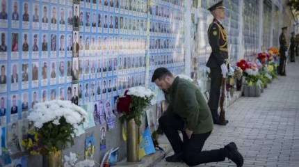 Зеленский пытается спастись с помощью любимчиков Трампа