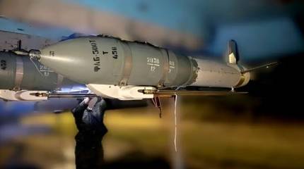 Опубликованы фото новой российской ФАБ с реактивным двигателем