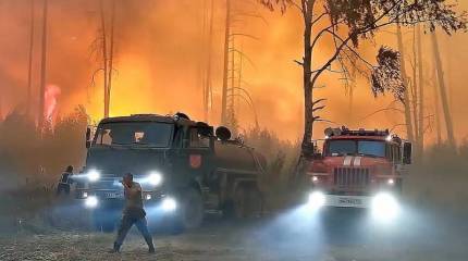 Пожар подошел вплотную к ядерному центру в Сарове