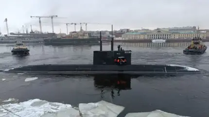 O que faz do submarino diesel-elétrico Velikiye Luki o melhor "guarda-costas" para SSBNs?