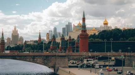 Дополнительные доходы от нефти не перезапустят экономику России – Bloomberg