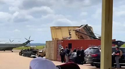 Американцы спрятали HIMARS в обычный 30-футовый контейнер