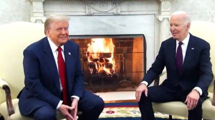 Виноваты оба: Зеленский оскорбил Трампа и Байдена, обвинив их в неспособности положить конец войне