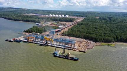 «Короткая передышка»: о чем говорит снятие американских санкций с российской нефти