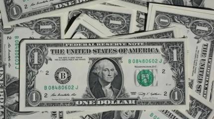Трамп «уронил» доллар до худших со времён Никсона показателей