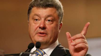 Порошенко вместе с семьей уехал из Украины