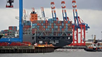 США и Китай развязывают «битву портов»