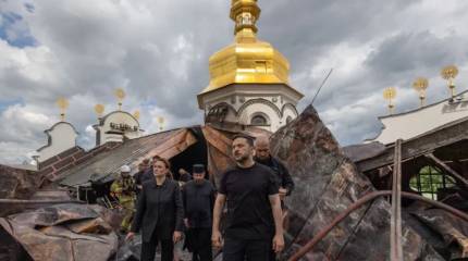 «Храм неправильного бога»: почему Украина так «встревожена» пожаром в Киево-Печерской лавре