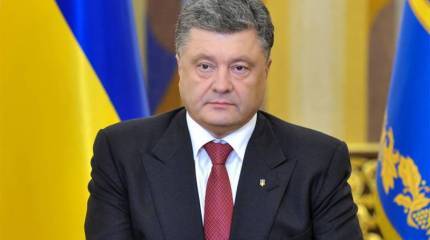 Порошенко: В феврале Украина официально возьмет курс в НАТО