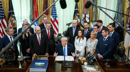 Трамп отказался от своих «красных линий» и подписал «капитуляцию» США