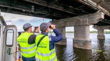 NYT: закрытие мостов через Днепр в Киеве станет «логистическим кошмаром» для Украины