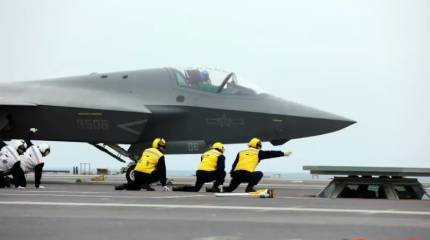 «Халтура и потемкинские фасады»: американцы про кадры похода нового авианосца КНР