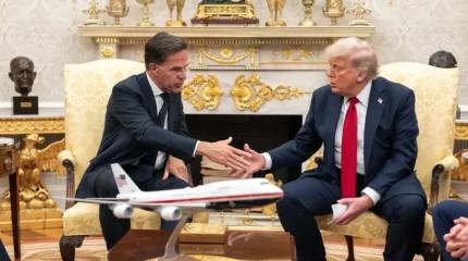 США готовы были подарить РФ пять областей Украины, а теперь хотят воевать до 2029 года
