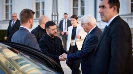 «Нет хорошего решения»: Киев в вопросе мира не доверяет ни США, ни Европе