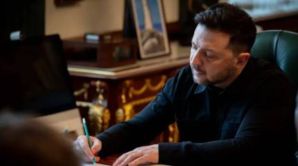 Зеленский всю ночь звонил в Европу с жалобами на действия НАБУ