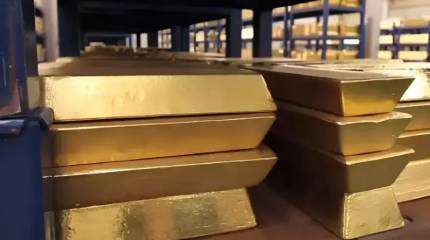 «Упущенная выгода»: зачем Россия устроила распродажу золота