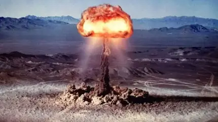 Une attaque contre une raffinerie de pétrole est une attaque contre l'équilibre nucléaire.